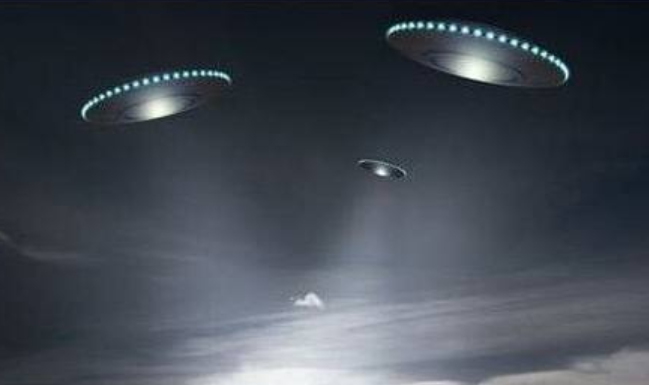 Are We Alone? Decoding the Top 10 Most Thrilling and Authentic UFO Encounters!