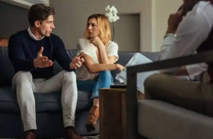 unaware that her husband is infertile. unaware that her husband is infertile.